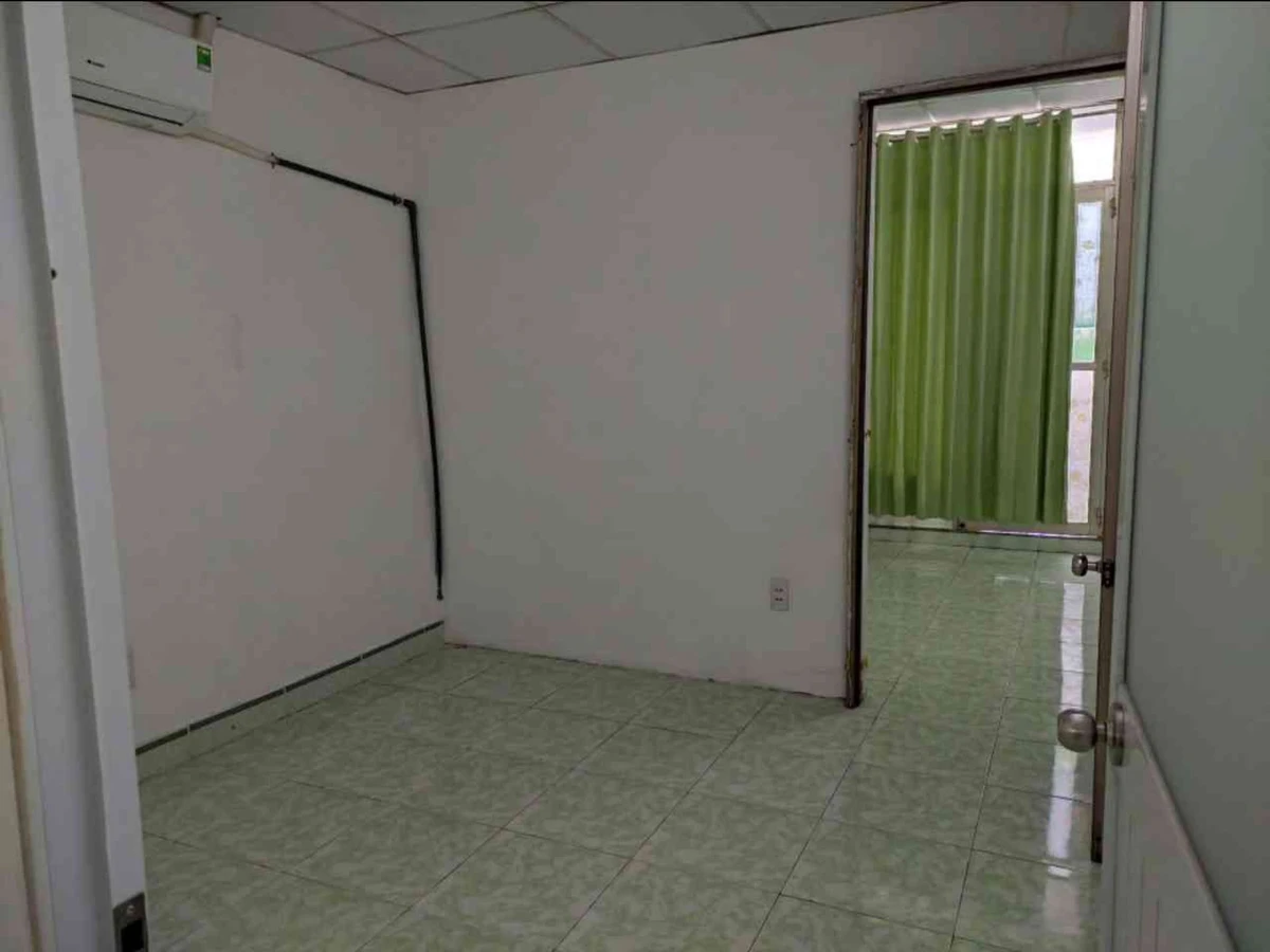 Bán nhà 2 tầng BTCT đường Nam Kỳ Khởi Nghĩa, Quận 3, DTSD 68m2, hơn 6 tỷ - Ảnh thu nhỏ 4