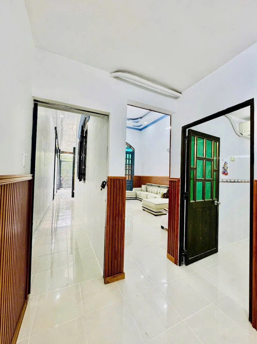Bán nhà 5x25m, 3 phòng ngủ gần Chợ Kp4, Nguyễn Khuyến, Bình Chánh - Ảnh thu nhỏ 3