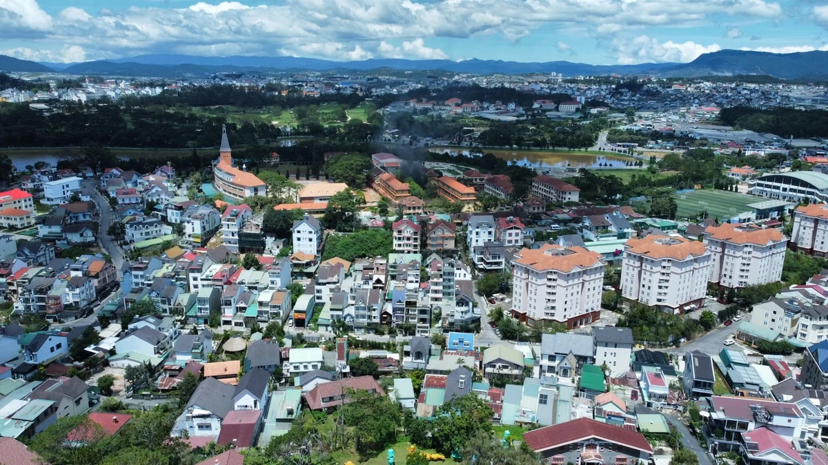 Bán đất 236m2 ngang 13,8m Nguyễn Trãi, Thủ Đức - 15,9 tỷ - Ảnh 1