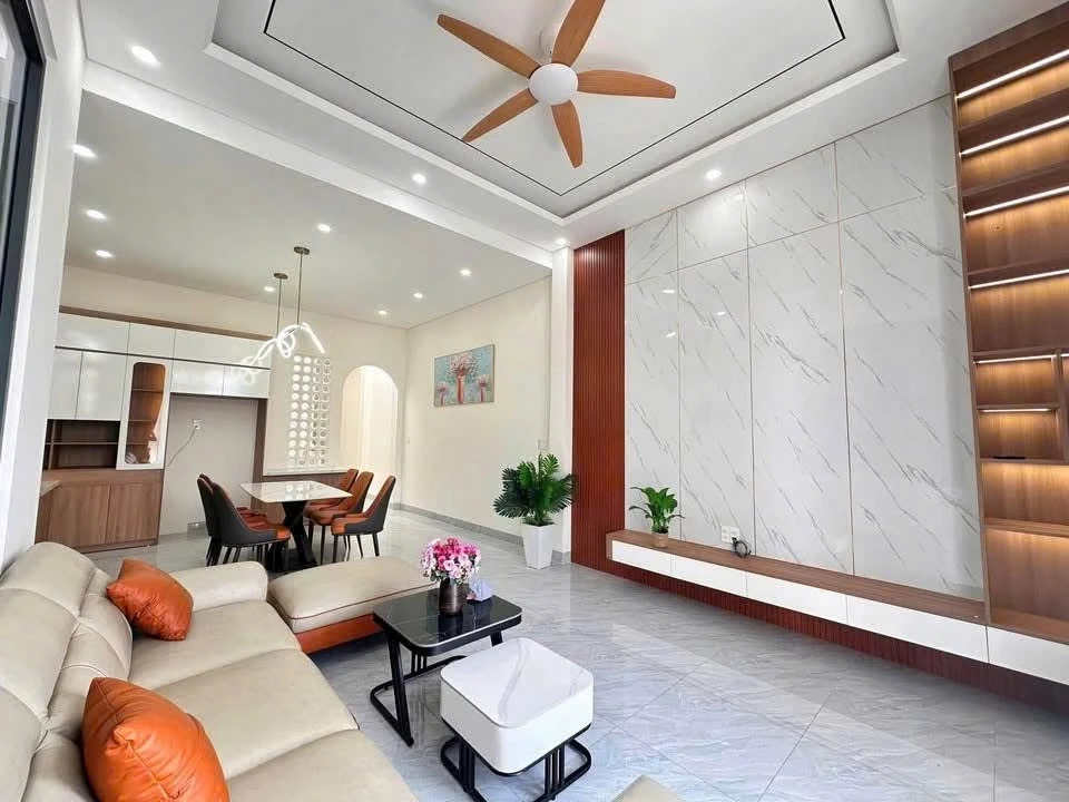 Bán nhà cấp 4 nội thất 3 PN 100m2 gần Bệnh Viện Da Liễu - Ảnh thu nhỏ 3