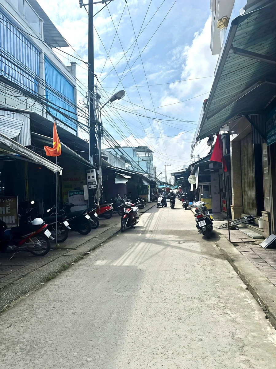 Bán nhà tại Chợ Tân Bằng, Cà Mau, 200m², 2 tỷ - Ảnh thu nhỏ 3