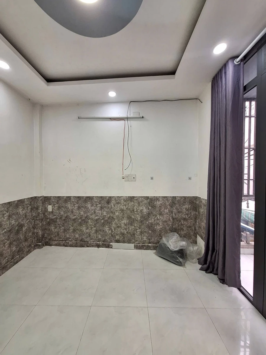 Cho thuê nhà nguyên căn 2PN, 20m² hẻm xe hơi Quận 5, 12 triệu/tháng - Ảnh thu nhỏ 4