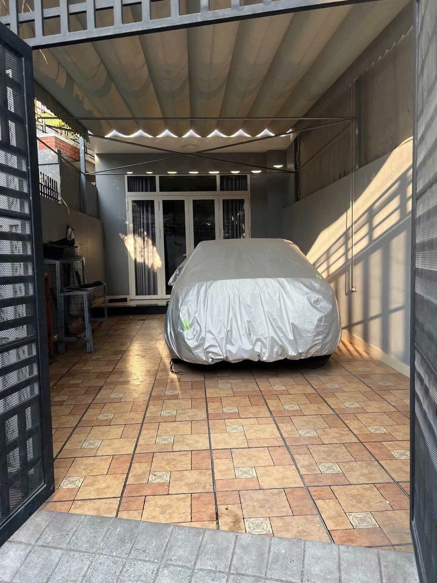 Bán nhà 2 tầng mặt tiền đường 97m2, sân ô tô, Tam Phú, Thủ Đức giá 6,7 tỷ - Ảnh 1