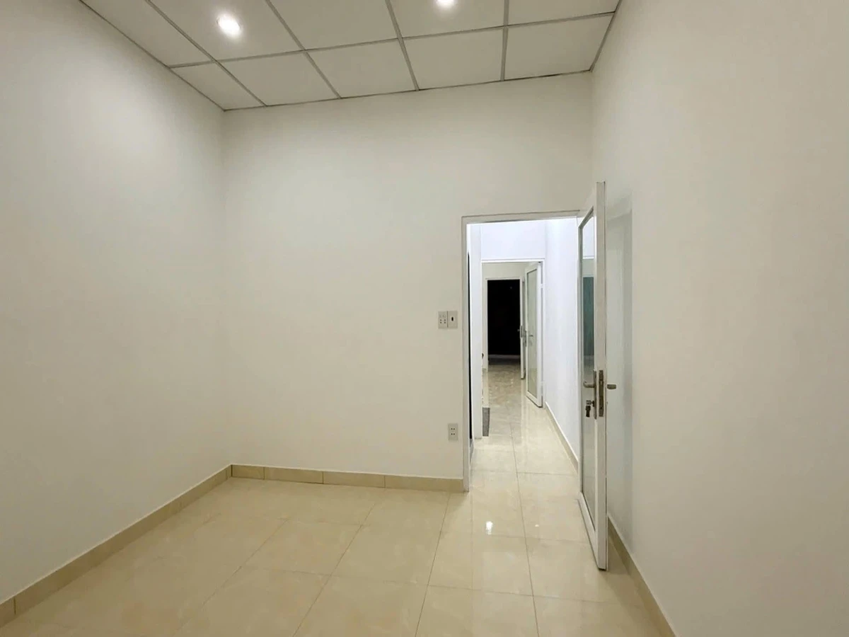 Bán nhà 2 tầng 54m² sổ riêng Hiệp Phú gần Vincom 4,8 tỷ - Ảnh thu nhỏ 3
