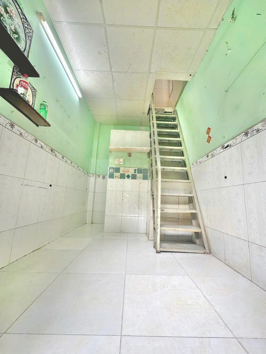 Bán nhà mới Quận 4, 9.4m², 1 tỷ 380 triệu - Ảnh thu nhỏ 2