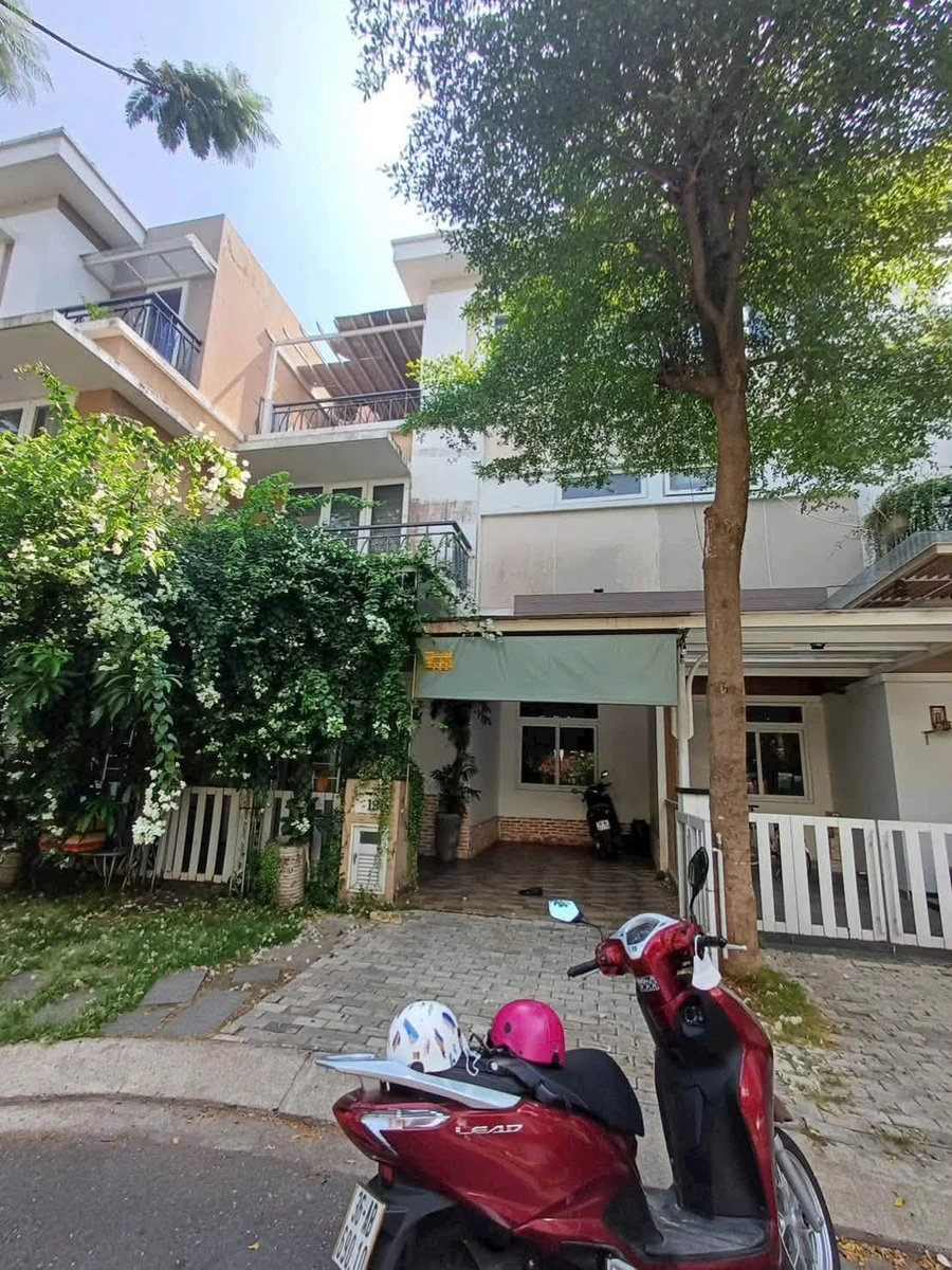 Bán nhà khu dân cư Lovera Khang Điền, Bình Chánh, đất 97,5m2, giá 11 tỷ - Ảnh thu nhỏ 3