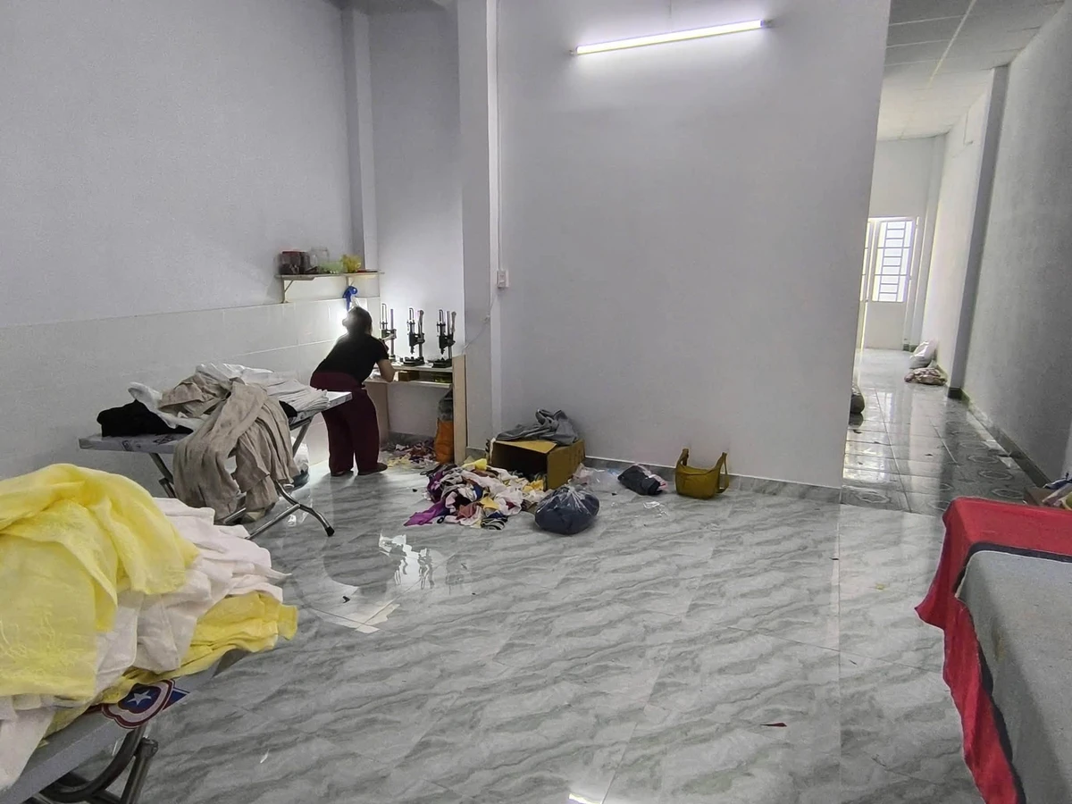 Bán nhà hẻm ôtô Trung Mỹ Tây 135m2 giá 8 tỷ - Ảnh thu nhỏ 3