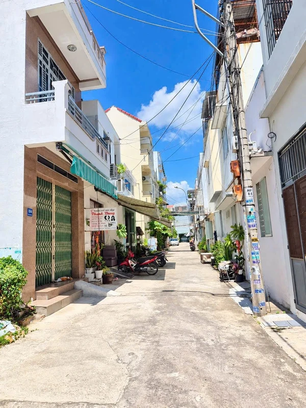 Bán đất 40m2 Đường Đệ Nha Trang 2,7 tỷ