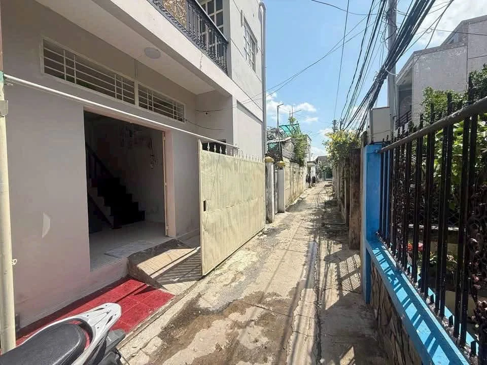 Bán nhà 1 trệt 1 lầu 90m² chỉ 799 triệu - Ảnh 1