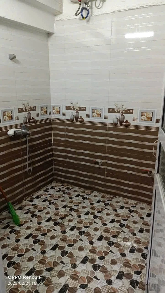 Bán nhà 3 tầng mặt phố Nguyễn Văn Cừ, 55m², 4PN - Ảnh thu nhỏ 5