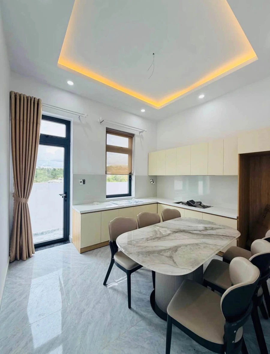 Bán nhà Đà Lạt 163m² 4 phòng ngủ, giá 4,3 tỷ - Ảnh thu nhỏ 3