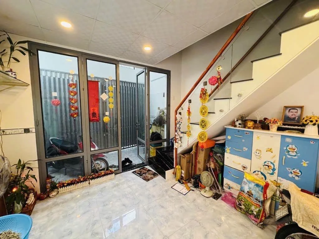 Bán nhà lô góc 50m² 4 tầng Nguyễn Văn Nguyễn Quận 1 - 7 tỷ - Ảnh 1