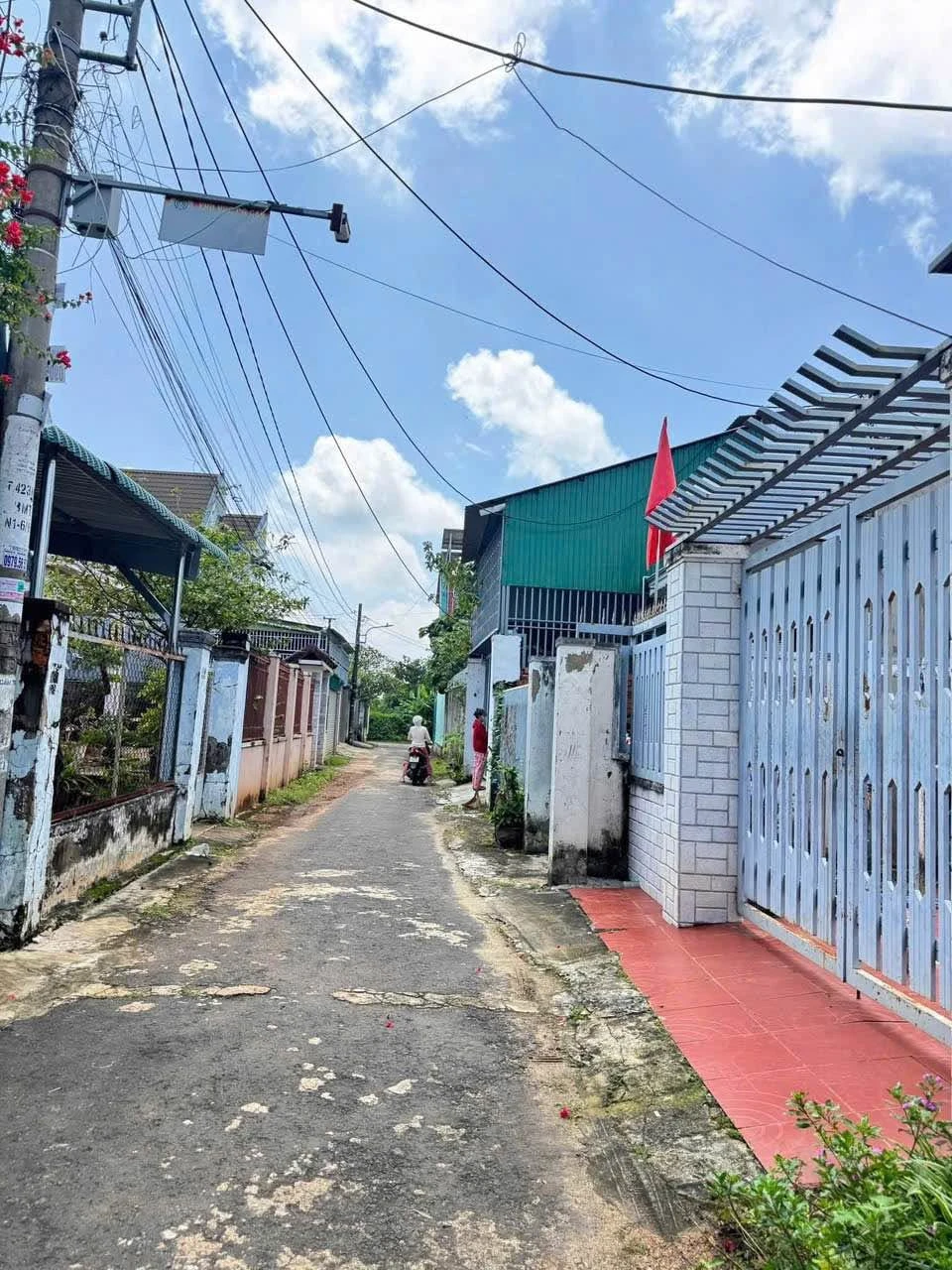 Bán nhà hẻm Lê Thị Riêng 50m2, 1 tỷ 899 triệu - Ảnh 1