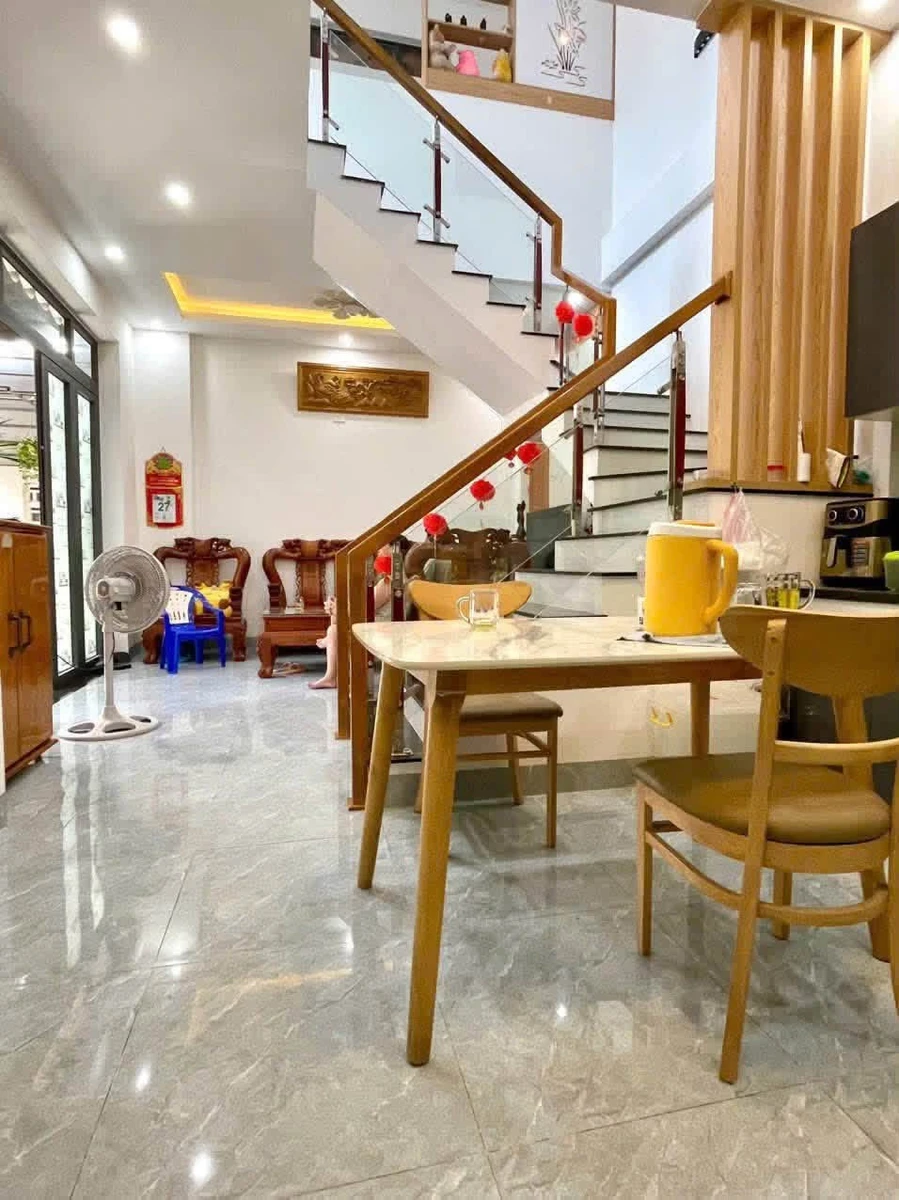 Bán nhà 2 mê 3 phòng ngủ Hoàng Hoa Thám, 70m², 1,7 tỷ - Ảnh thu nhỏ 2