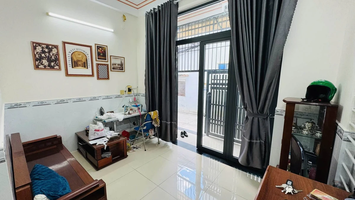 Bán nhà 3 tầng hẻm ôtô 42m² Phú Xương Nha Trang 3,4 tỷ - Ảnh thu nhỏ 3
