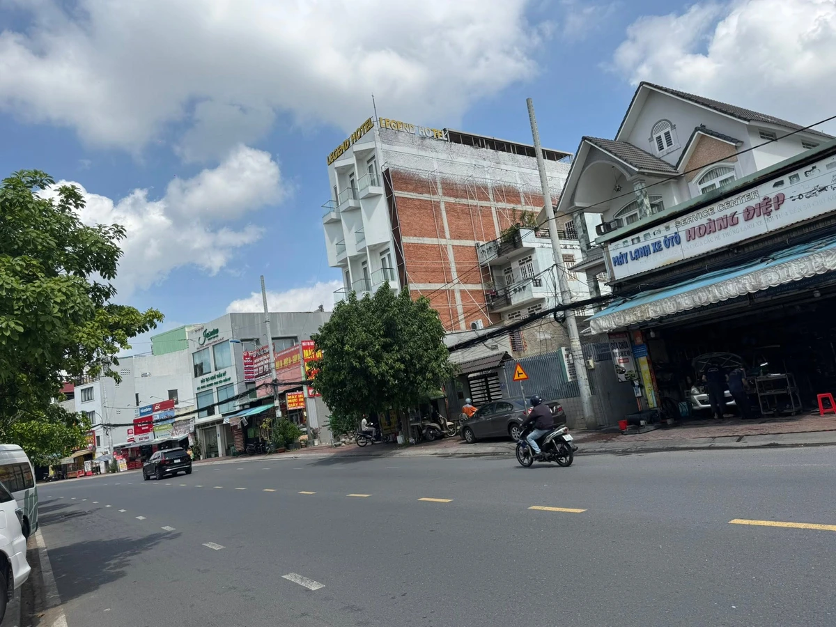 Bán nhà mặt tiền Võ Văn Ngân 203m2, Quận 7, 26 tỷ - Ảnh thu nhỏ 2