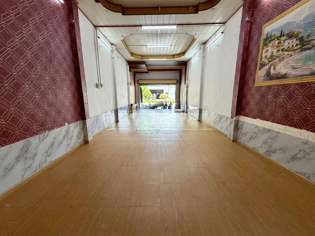 Cho thuê mặt bằng mặt tiền Nguyễn Trung Trực, Rạch Giá 90m² 12 triệu/tháng - Ảnh thu nhỏ 4