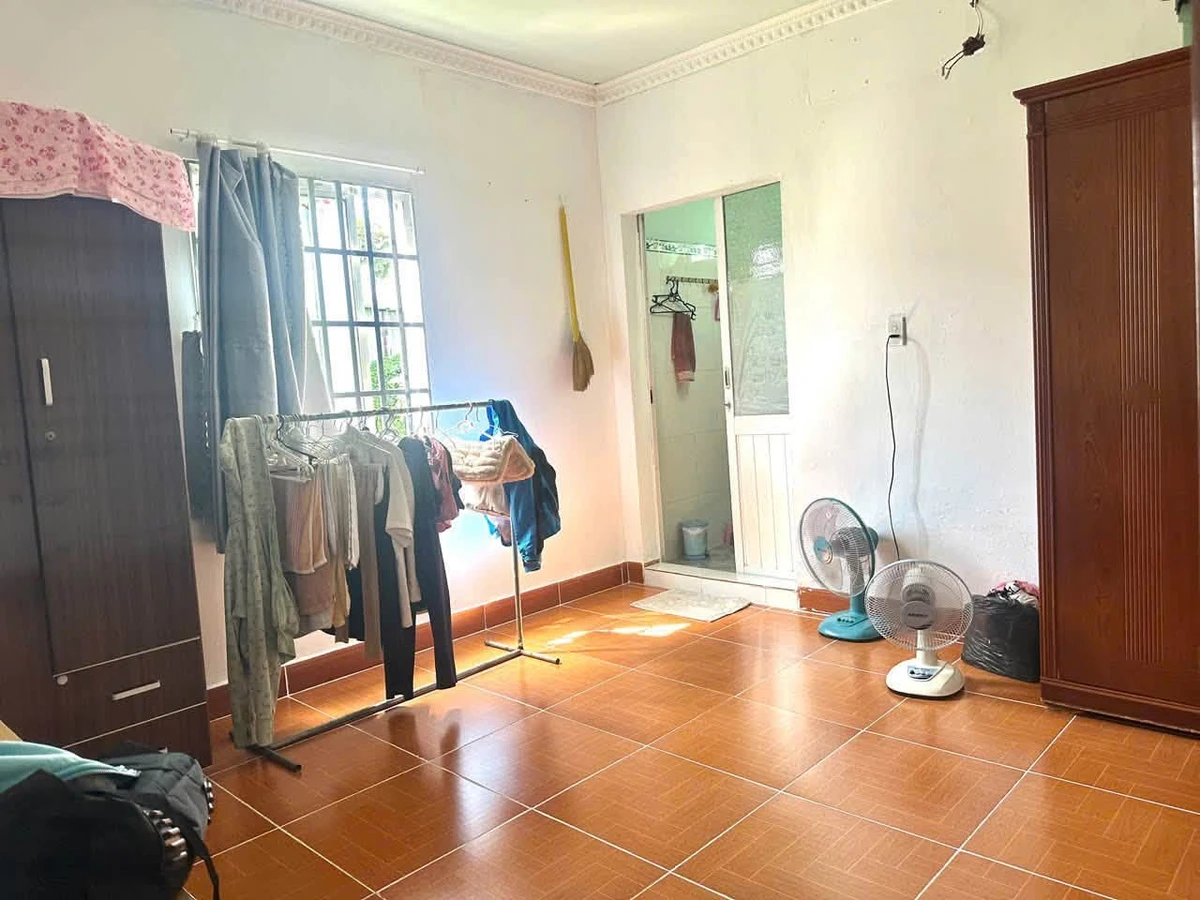 Bán nhà 1 trệt 1 lầu 60m² 2PN tại Đông Hòa - Ảnh thu nhỏ 4