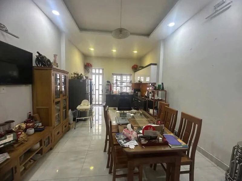 Bán nhà 1 trệt 2 lầu 84m2, 3PN, Phước Bình, Quận 9, giá 9,9 tỷ - Ảnh thu nhỏ 3