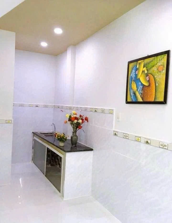 Bán nhà mặt tiền Cô Bắc Q1, 2PN 2WC, 3,9 tỷ - Ảnh thu nhỏ 4