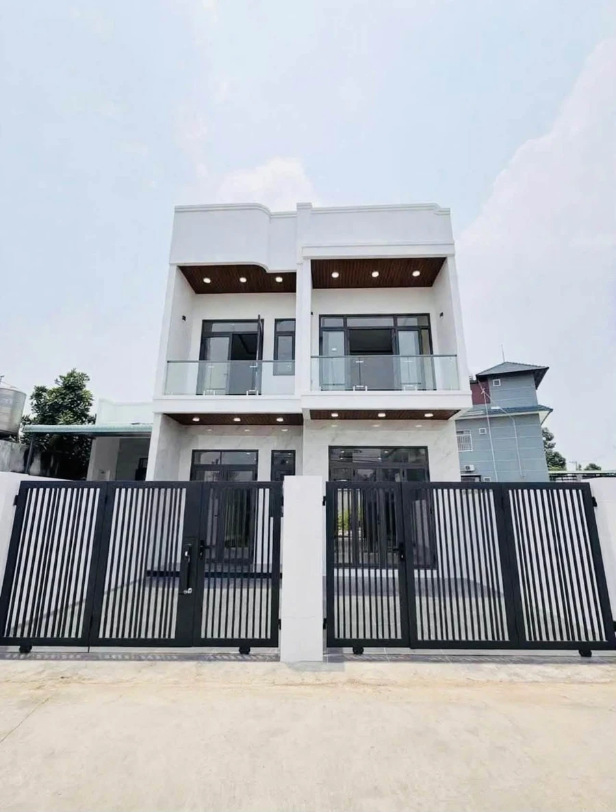 Nhà bán Định Hoà Thủ Dầu Một 60m2 3 phòng ngủ 2,7 tỷ - Ảnh 1
