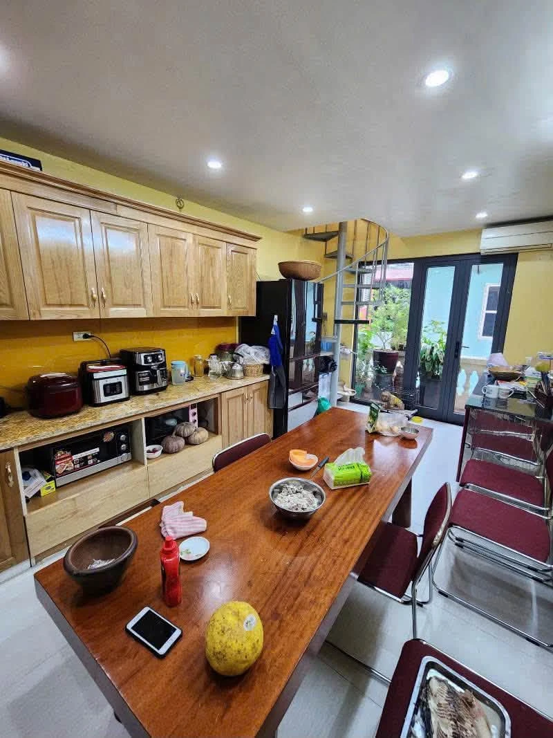 Bán nhà 5 tầng 49m2 phố Thái Hà, Hà Nội giá 9,5 tỷ - Ảnh thu nhỏ 4