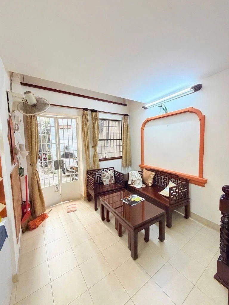 Bán nhà phố 3 tầng 36m2 Nguyễn Văn Trỗi Phú Nhuận hơn 4 tỷ - Ảnh thu nhỏ 2