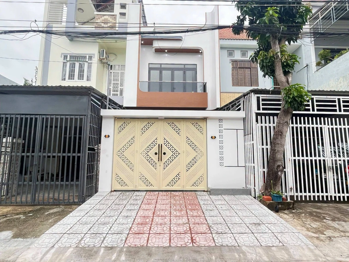 Bán nhà mặt tiền Hồ Thiện Phó, 125m² với 4 phòng ngủ, Rạch Giá - Ảnh 1