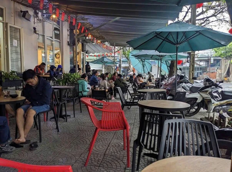 Bán nhà lô góc 3 lầu 2 mặt tiền đường Huỳnh Ngọc Huệ, Thanh Khê, Đà Nẵng, 71,2m², giá 15 tỷ