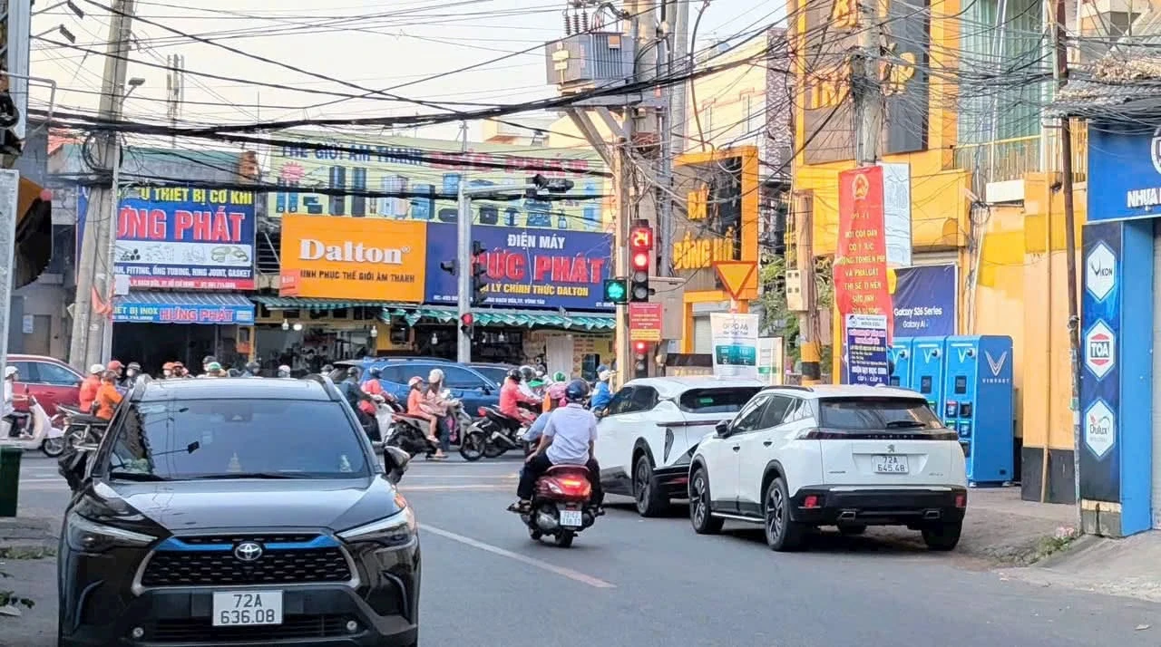 Bán nhà mặt tiền Nơ Trang Long 190m2 kinh doanh, 8.5 tỷ - Ảnh 1
