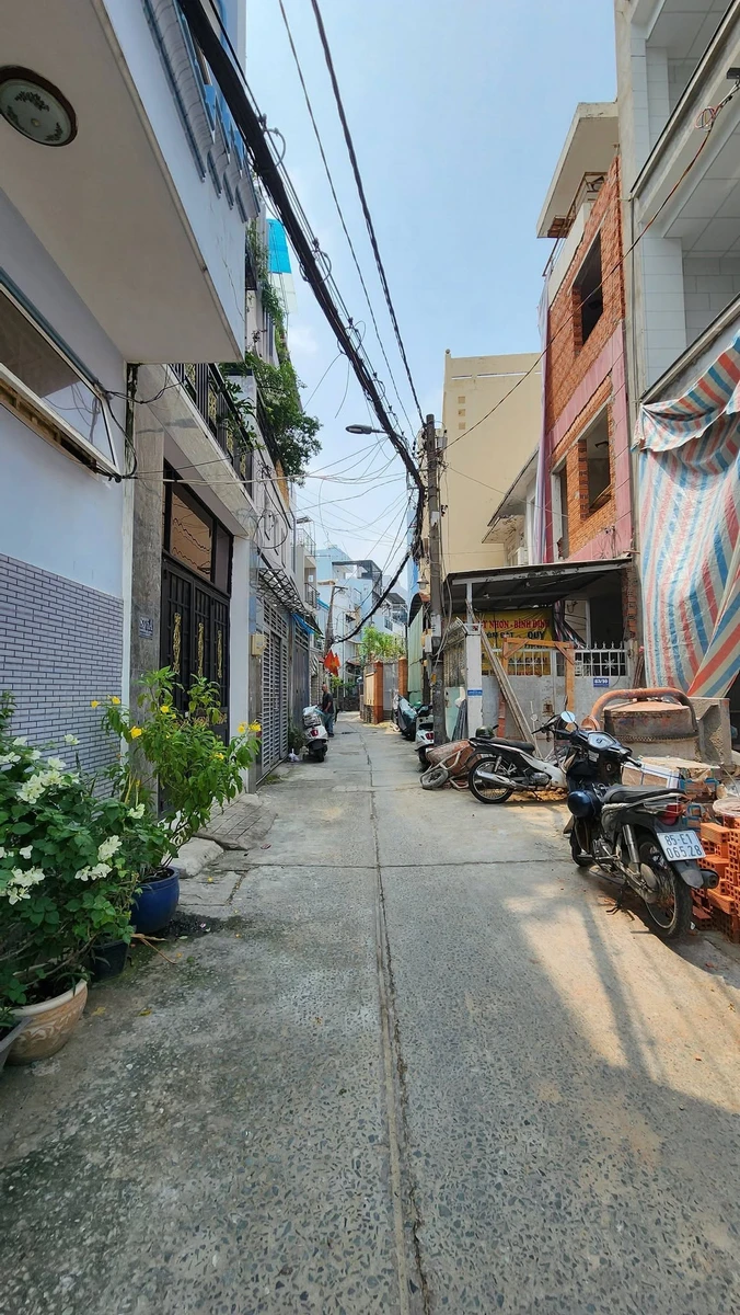 Bán nhà hẻm xe hơi 200m² ngang 6,3m gần chợ Cây Quéo, Bình Thạnh, giá 13 tỷ hơn - Ảnh thu nhỏ 2