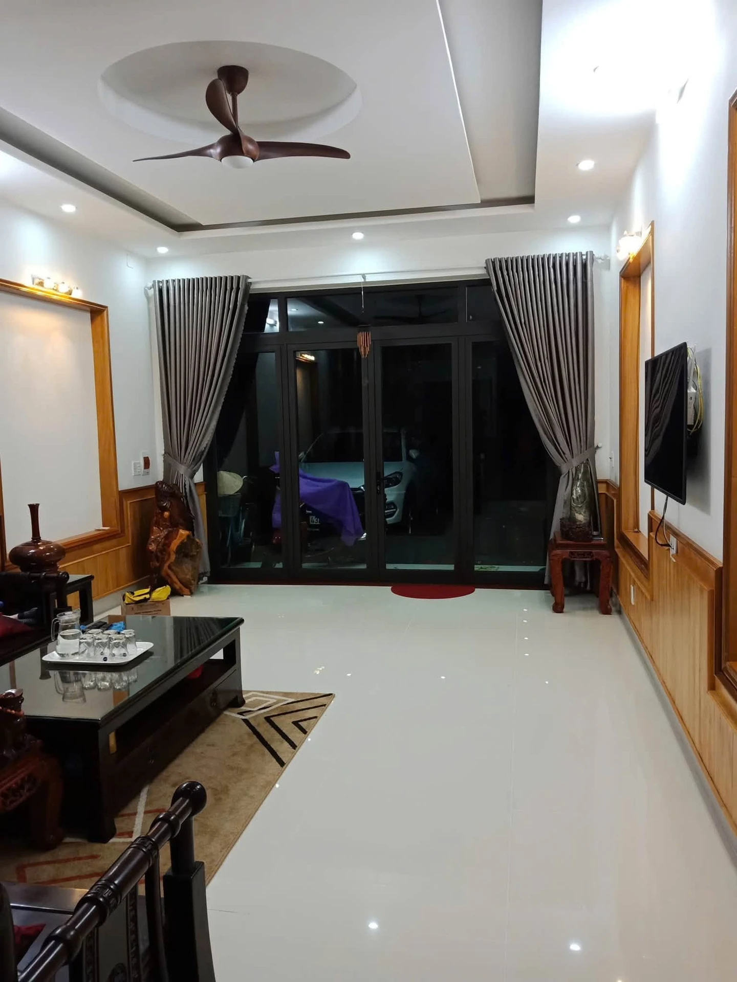 Bán nhà 3 tầng 150m² mặt tiền Nguyễn Đình Chiểu 10 tỷ - Ảnh 1