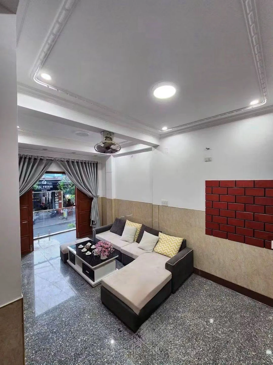 Bán nhà 3 tầng mặt tiền 71,5m2 Quy Nhơn 7 tỷ - Ảnh thu nhỏ 4