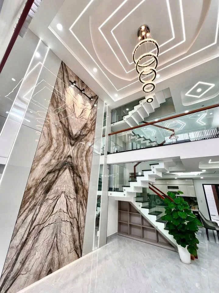 Bán nhà hẻm 55m2, 4 phòng ngủ, 6.5 tỷ, Bình Tân - Ảnh 1