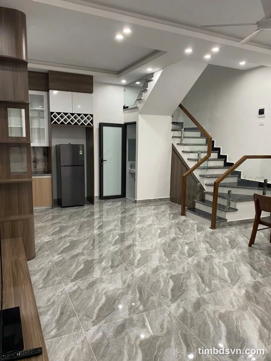 Cho thuê nhà 4 tầng 45m² 4 PN Kiều Sơn Hải Phòng - Ảnh thu nhỏ 2