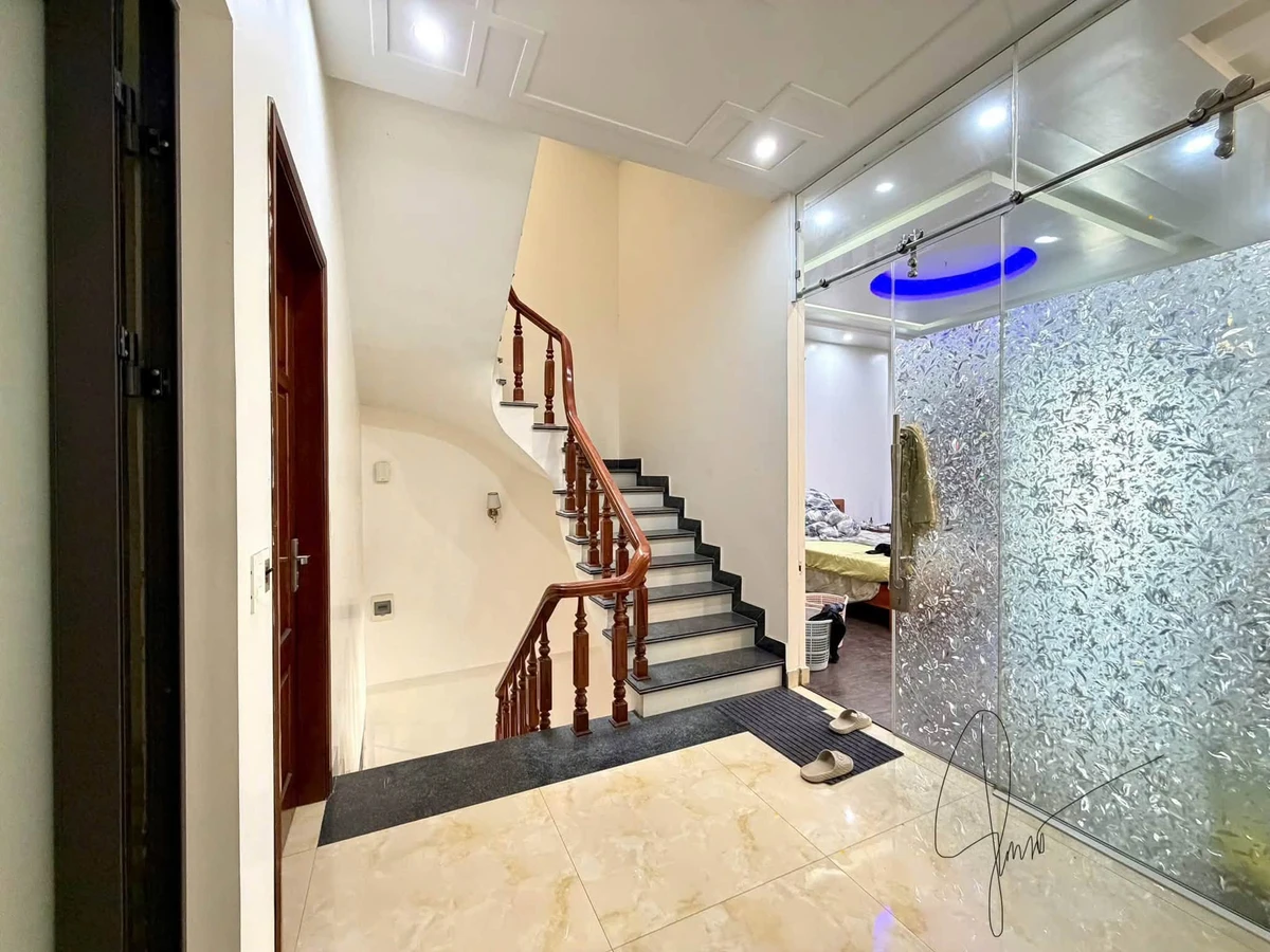 Bán nhà 5PN 4WC 85m2 4 tầng tại Kênh Dương, Hóc Môn - 9 tỷ 250 tr - Ảnh thu nhỏ 2