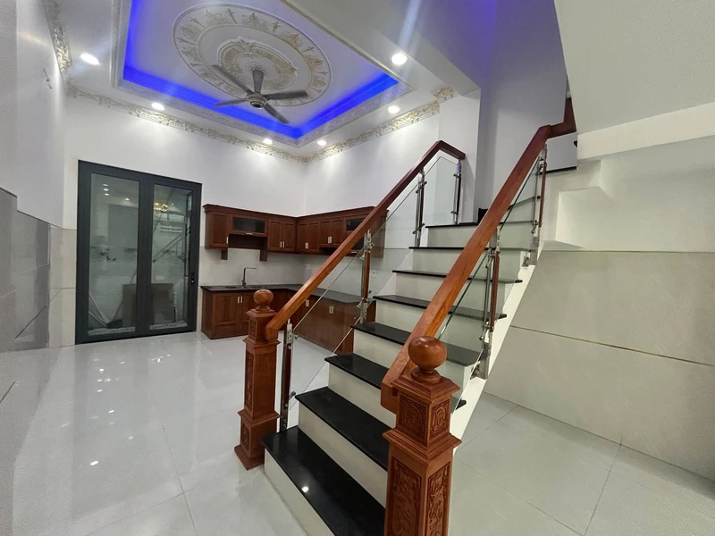 Nhà mặt phố Vĩnh Lộc 51.9m² 4 tầng 5 tỷ
