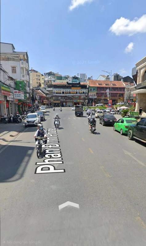 Bán nhà đầu đường Phan Đình Phùng, Phường Xuân Hương, Đà Lạt, 127m², giá 27 tỷ
