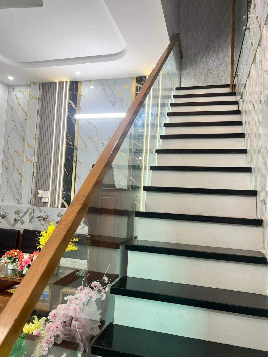 Bán nhà phố 5PN 2WC Quận 12, 79.75m², giá 2 tỷ 950 triệu - Ảnh thu nhỏ 4
