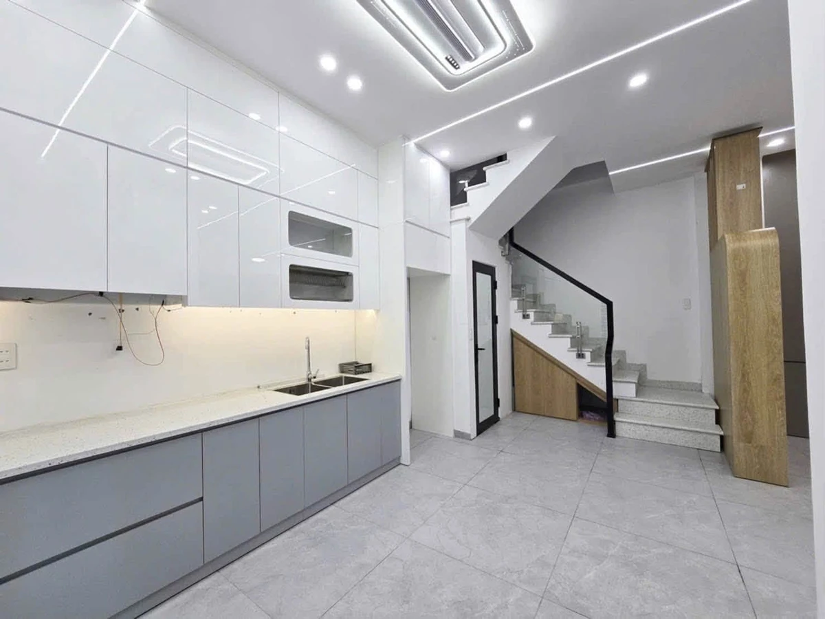 Bán nhà 3 tầng 3 ngủ 47m² Quỳnh Cư Hồng Bàng 2,35 tỷ - Ảnh thu nhỏ 2
