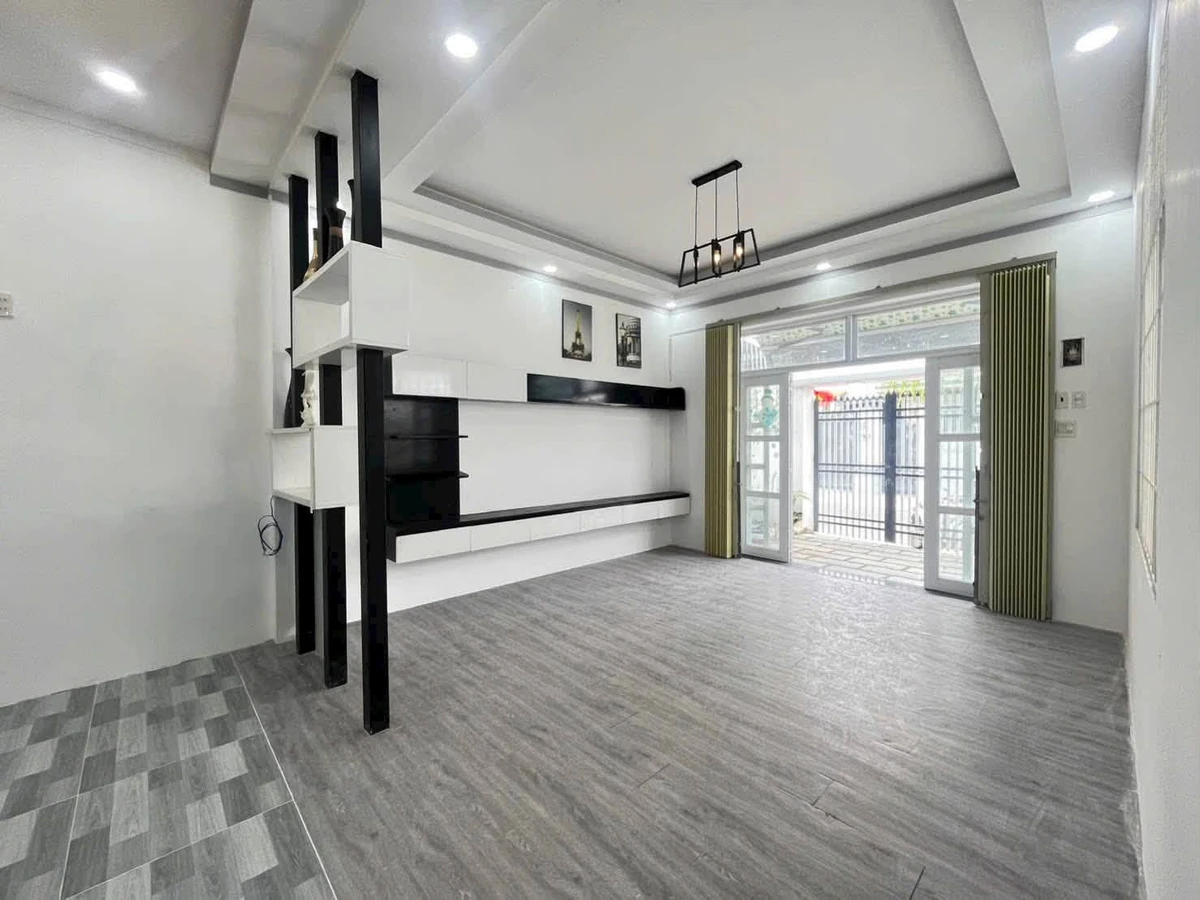 Bán nhà 1 trệt 1 lầu mặt tiền 120m2 Phú Thuỷ, Phan Thiết - Ảnh thu nhỏ 3