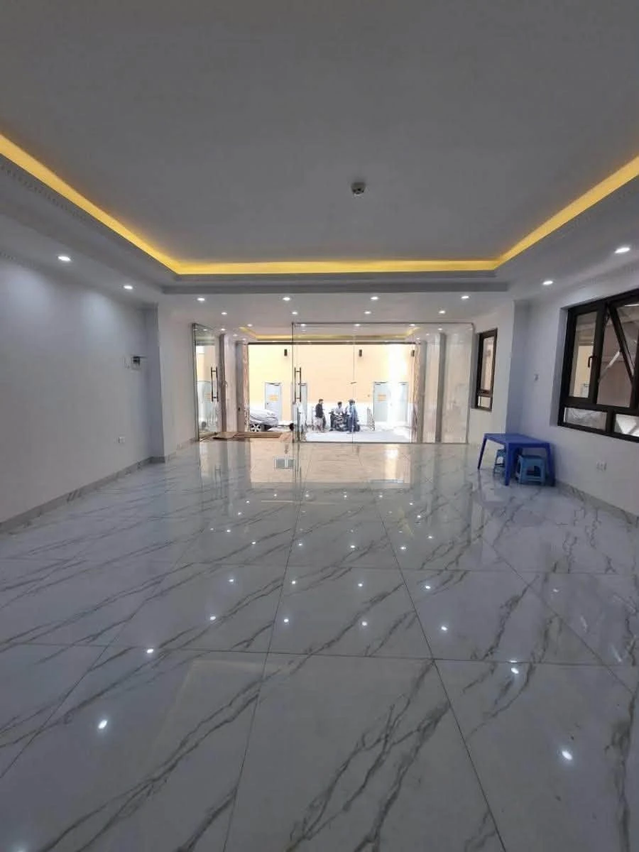 Bán tòa nhà shophouse 100m² 9 tầng Lạc Long Quân Cầu Giấy, 58 tỷ - Ảnh thu nhỏ 3