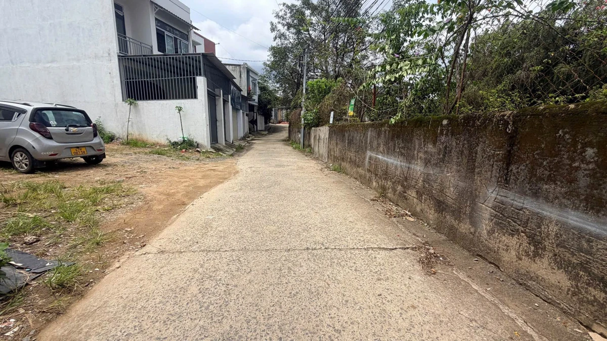 Bán đất hẻm Nguyễn Công Trứ 50m2, 1,15 tỷ, góc 2 mặt tiền - Ảnh thu nhỏ 2