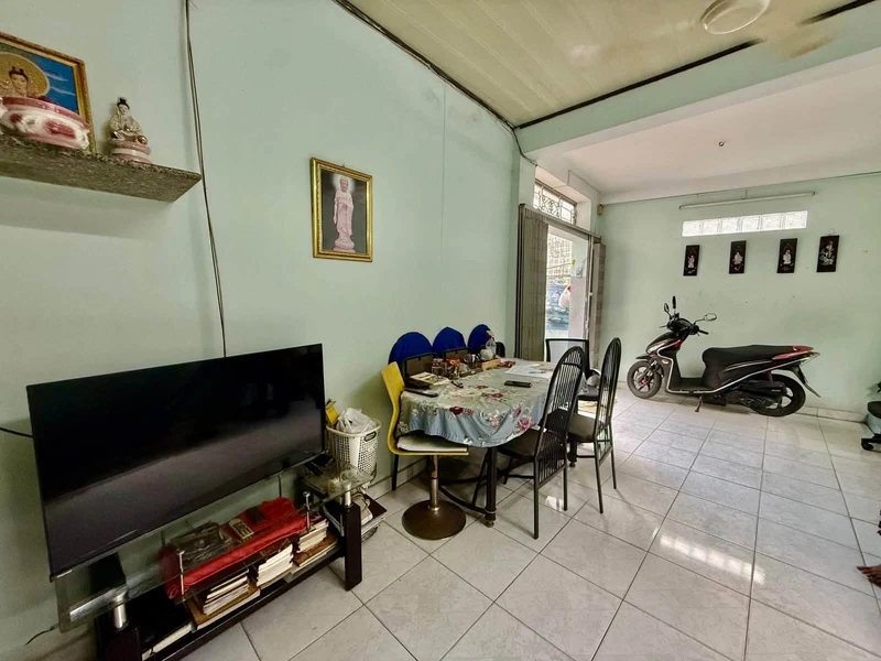 Bán nhà 2 tầng 80m2, 4 phòng ngủ, đường Lê Quang Định, Phường 7, Bình Thạnh, giá 5 tỷ