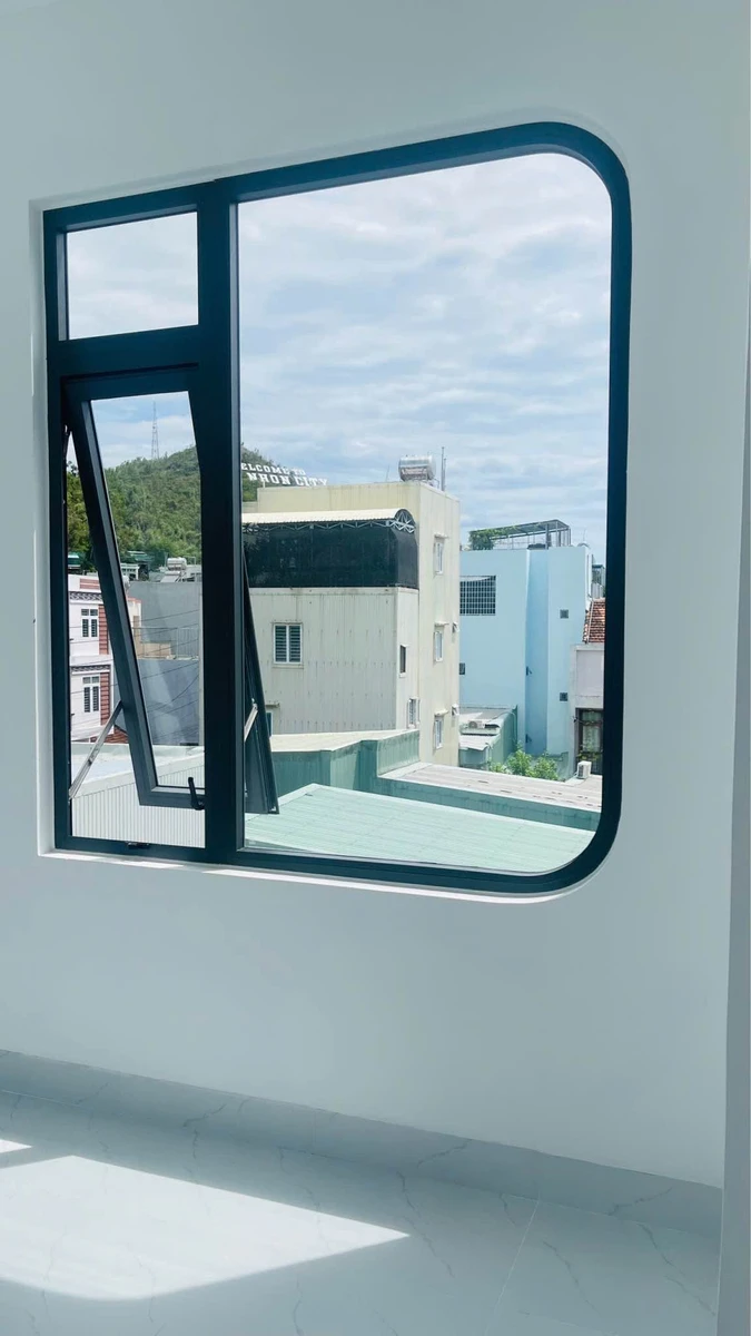Bán nhà phố 3,5 tầng 105m2 hẻm 3,5m phường Quy Nhơn Nam, giá 2 tỷ 850 - Ảnh thu nhỏ 2