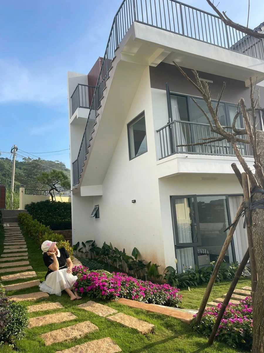 Bán biệt thự 300m² 3 phòng ngủ ở Lâm Đồng giá 3.65 tỷ - Ảnh 1
