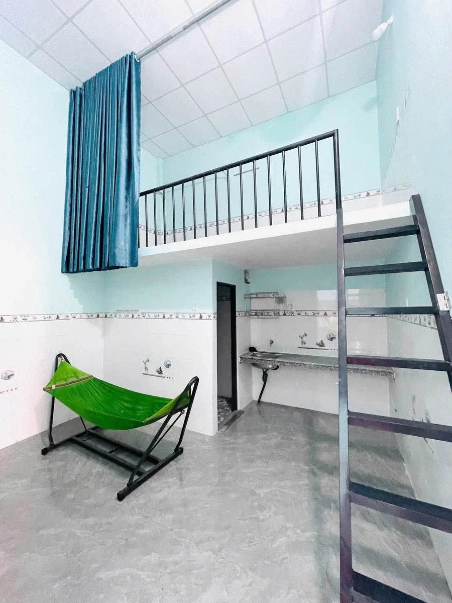 Bán dãy trọ 10 phòng và 2 kiot 300m2 thổ cư tại Becamex Chơn Thành, Bình Phước - Ảnh 1