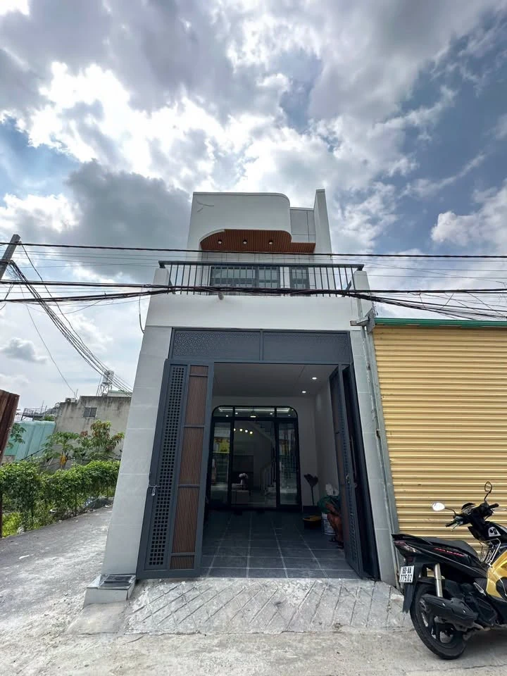 Bán nhà lầu 2 mặt tiền Phường Trảng Dài, 120m2, 3PN, 1tỷ990 - Ảnh thu nhỏ 2