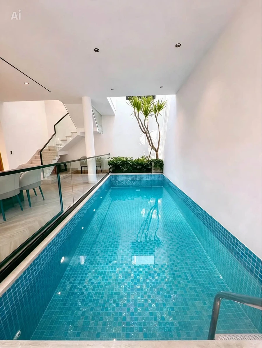 Bán villa 5PN hồ bơi 3 tầng sát biển Mỹ Khê, Đà Nẵng - Ảnh 1