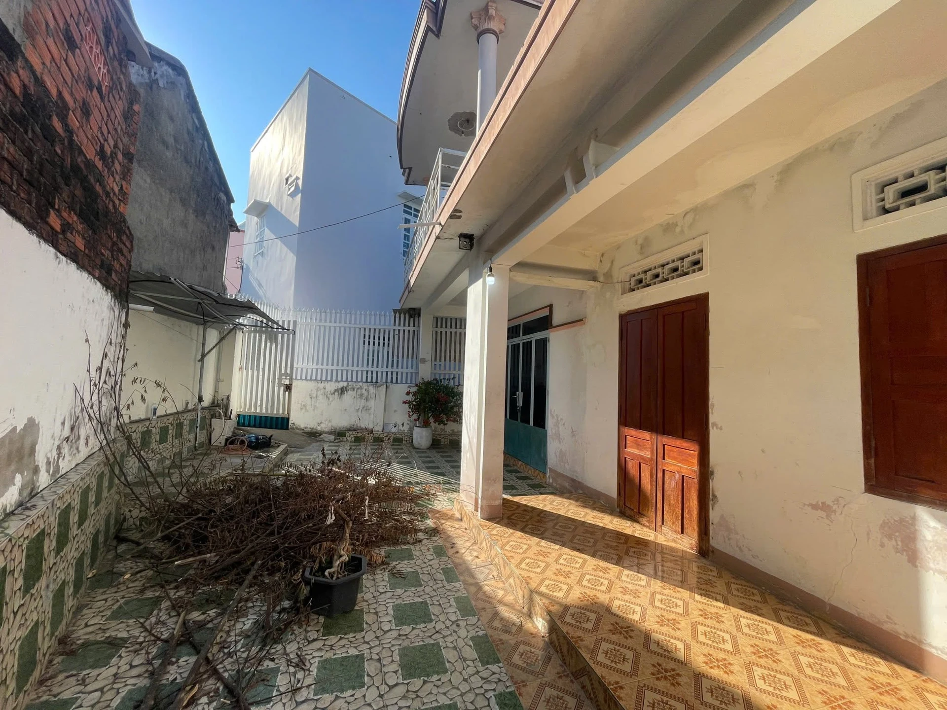 Bán đất có nhà 2 tầng Nha Trang 154m2 giá 3.3 tỷ - Ảnh 1